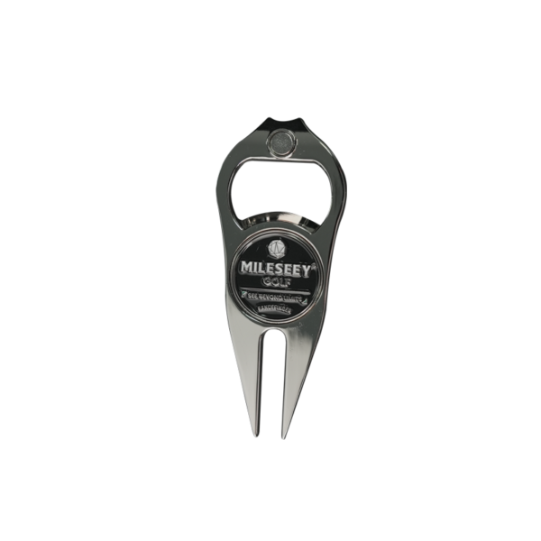 Golf divot tool